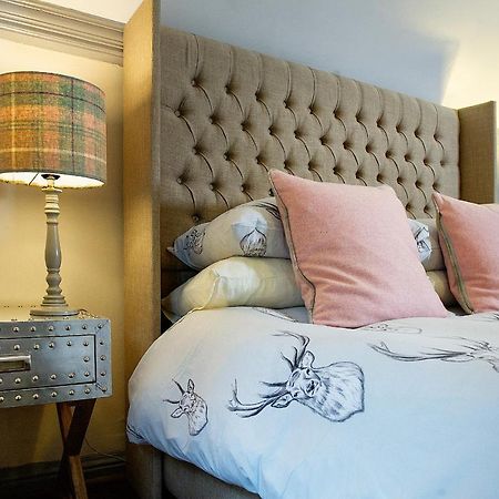 The Falls Of Dochart Inn Killin Esterno foto